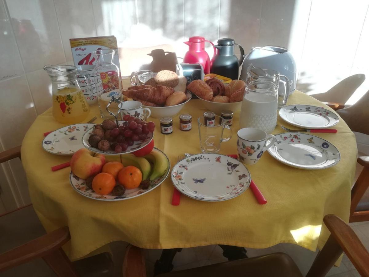 B&B Elbahof, Goed En Goedkoop! Hem Bagian luar foto