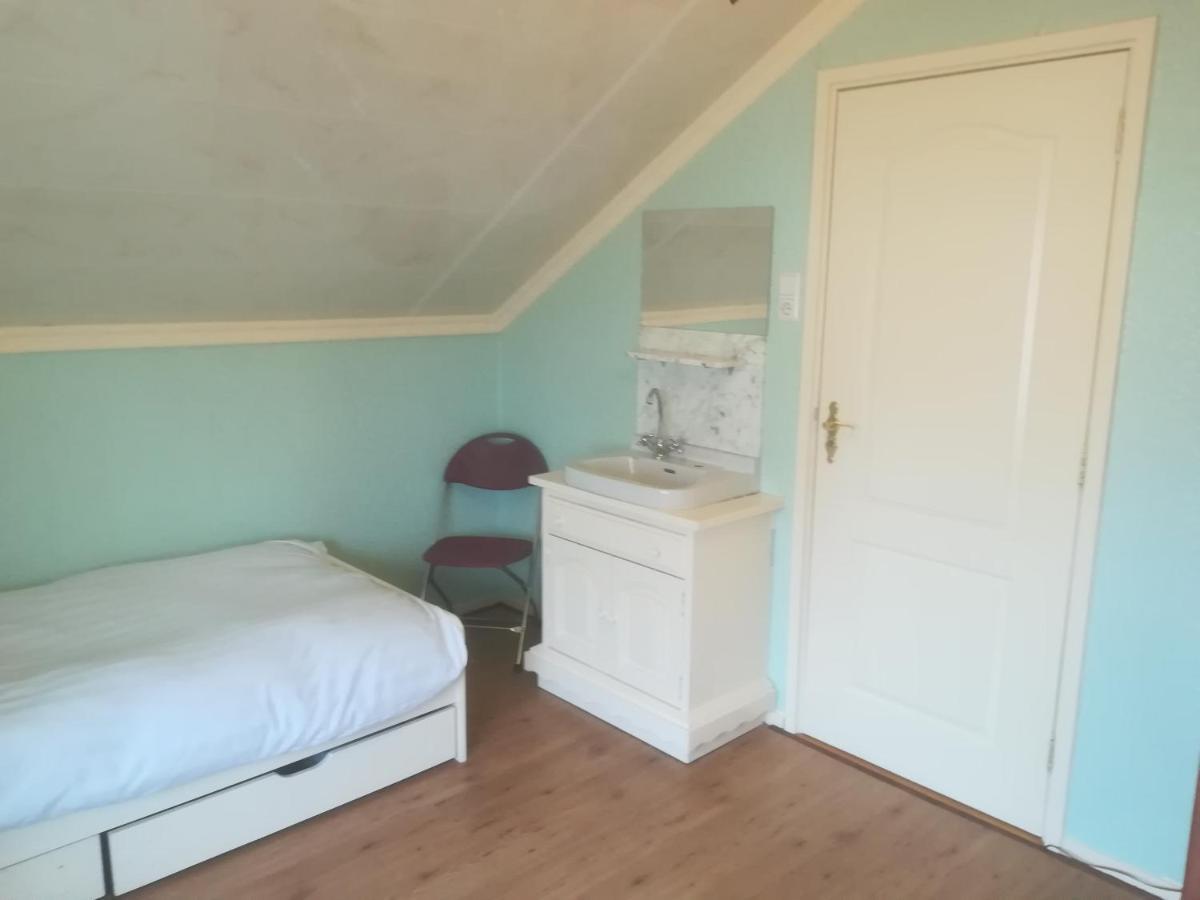 B&B Elbahof, Goed En Goedkoop! Hem Bagian luar foto
